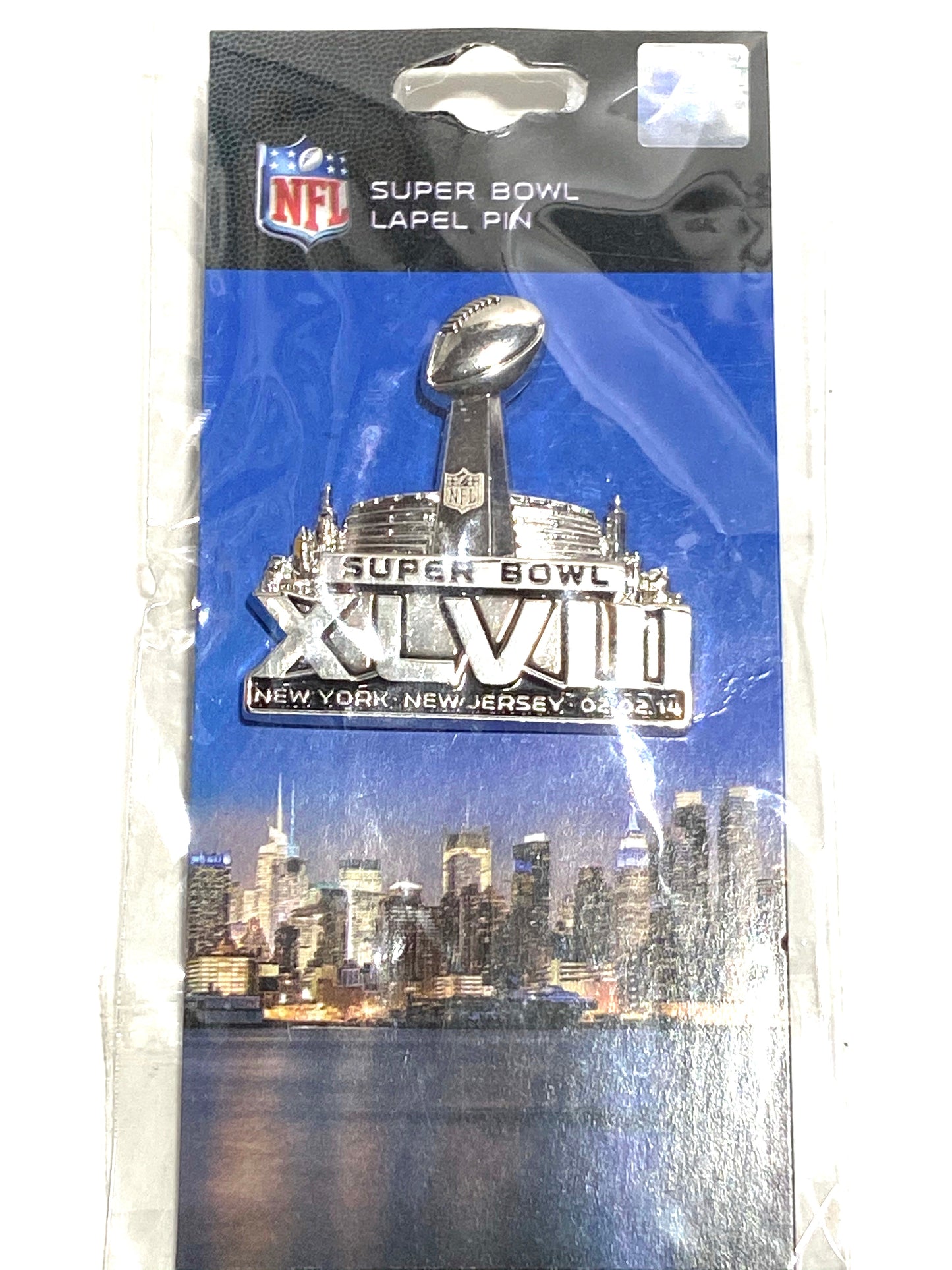 NFL Super Bowl XLVIII (48) "Trophy" Lapel Pin by Pro Specialties Group