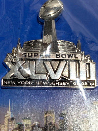 NFL Super Bowl XLVIII (48) "Trophy" Lapel Pin by Pro Specialties Group