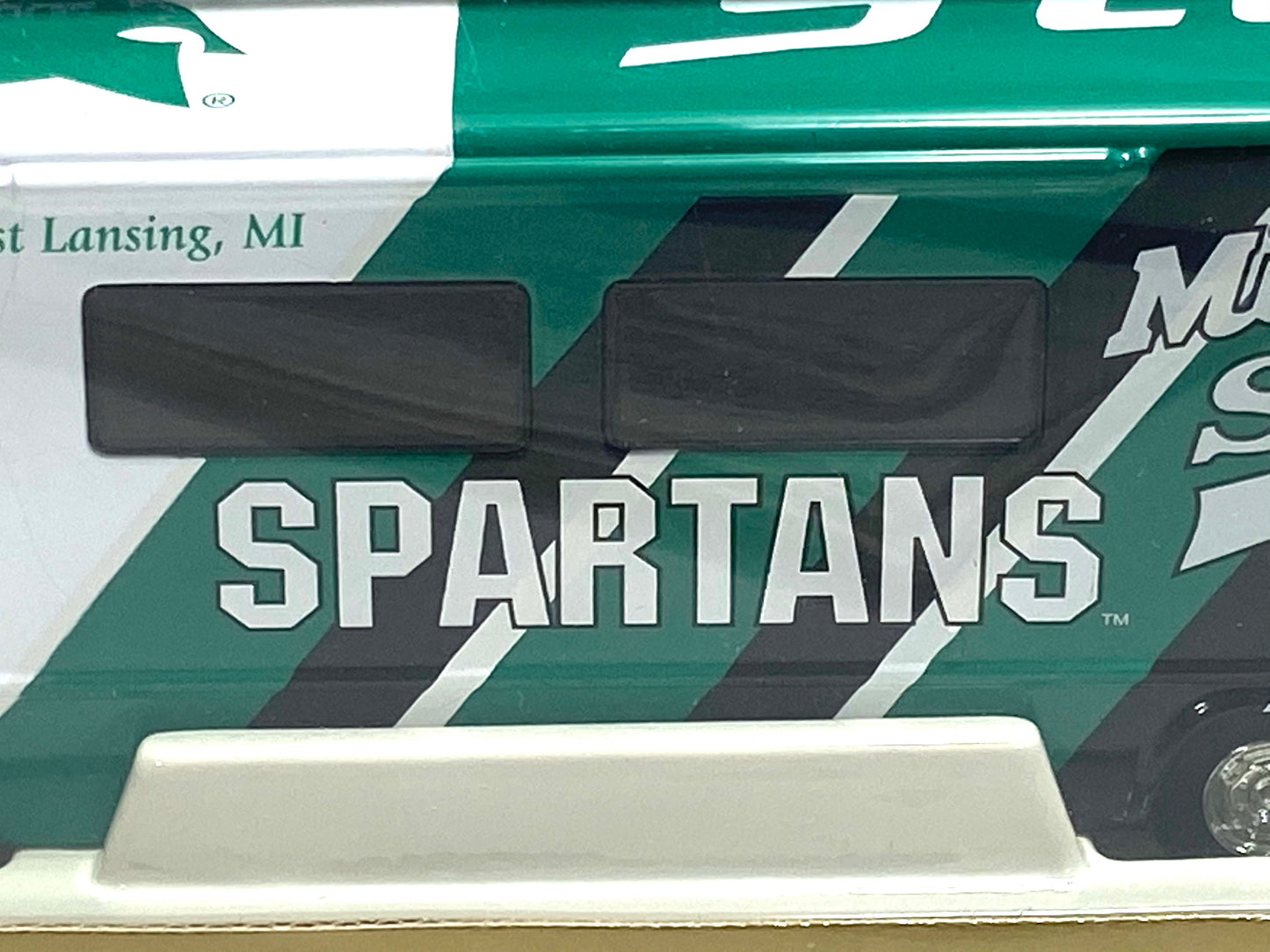 Michigan State Spartans Vintage 2001 NCAA 1:43 Winnebago by White Rose Collectibles