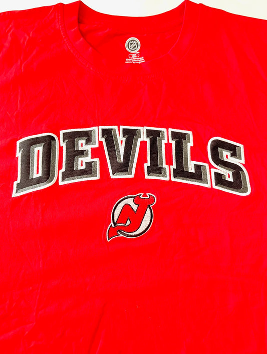 New Jersey Devils NHL Adult Large Embroidered Red T-Shirt by NHL