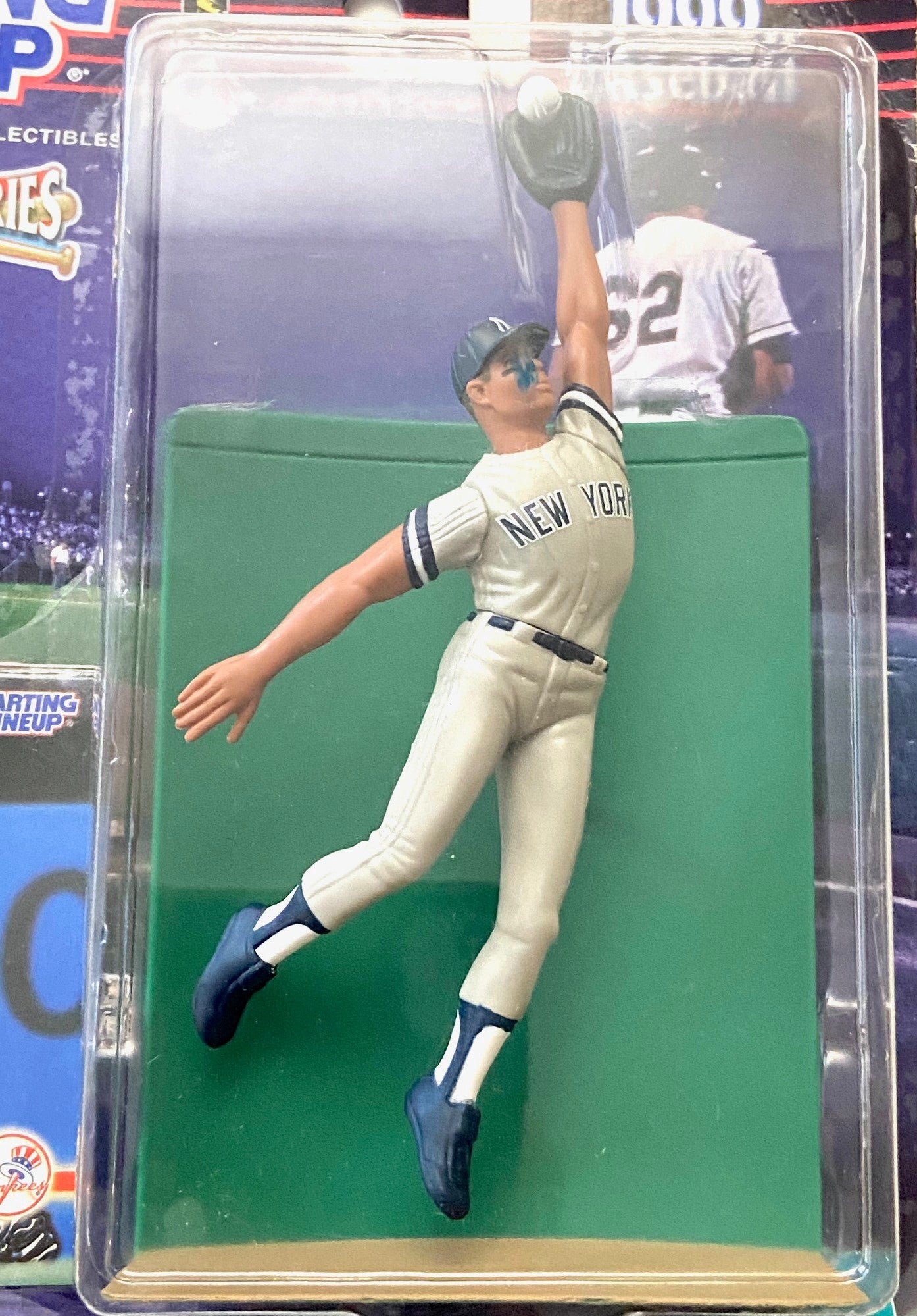 Bernie Williams 1999 MLB New York Yankees Starting Lineup Figurine by Hasbro