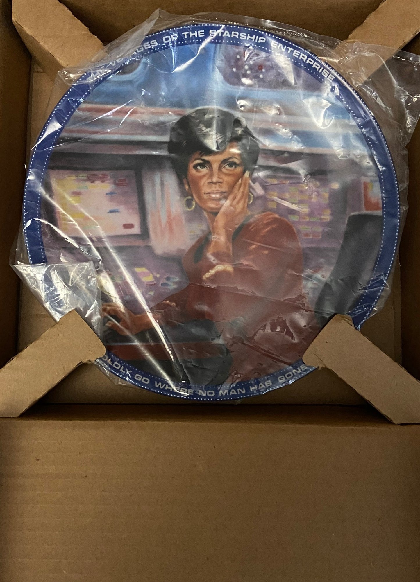 "Uhura" 1984 Ltd. Ed. Star Trek Porcelain Collectors Plate (Used) by Ernst/Hamilton Collection