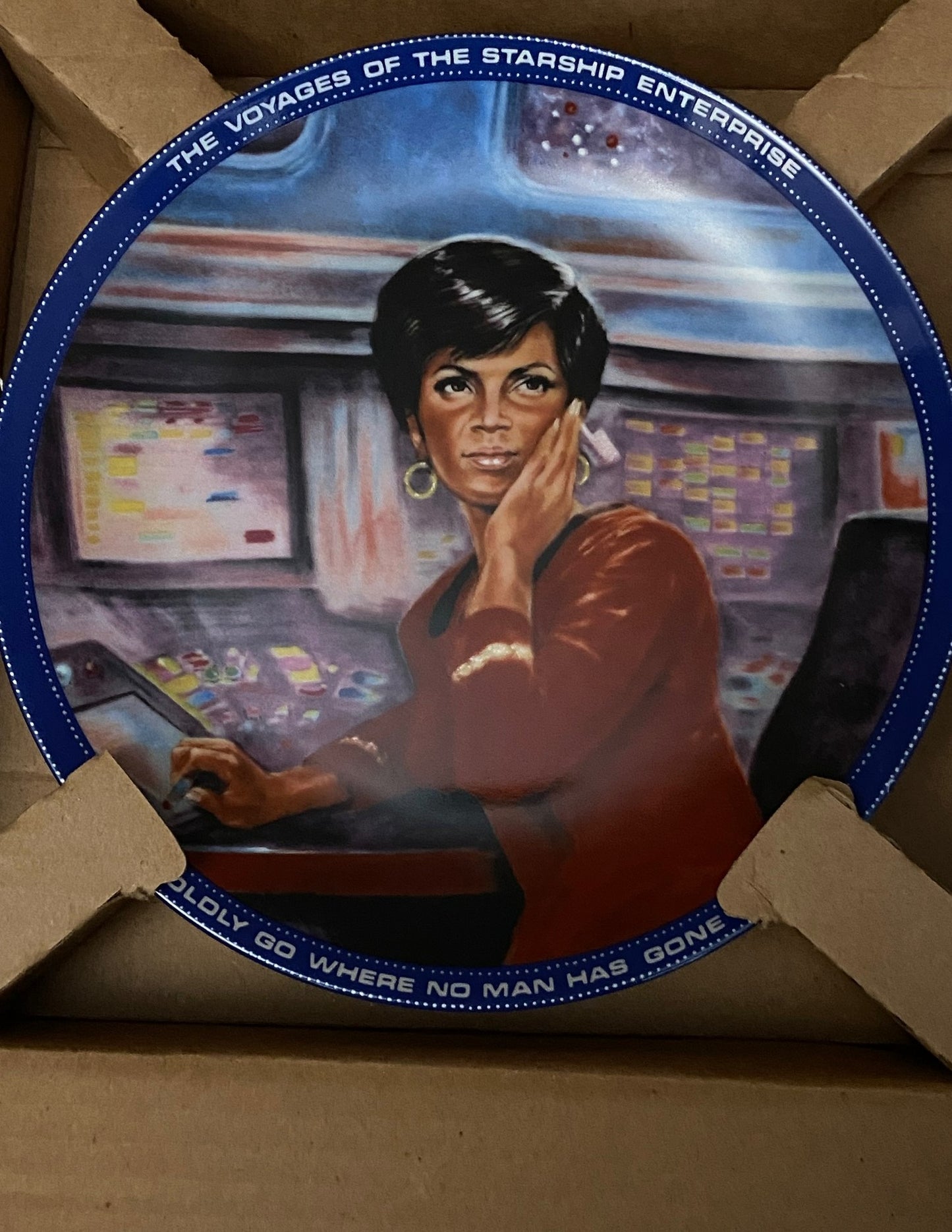 "Uhura" 1984 Ltd. Ed. Star Trek Porcelain Collectors Plate (Used) by Ernst/Hamilton Collection