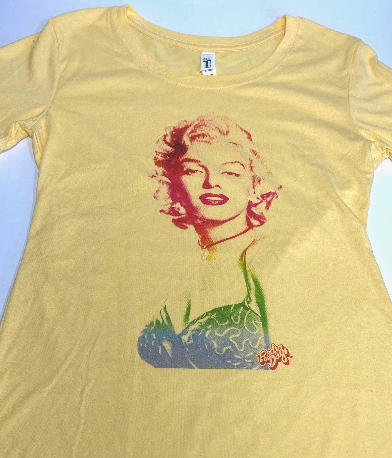 Marilyn Monroe Iconic Pose Ladies Small Yellow T-Shirt by Radio Days